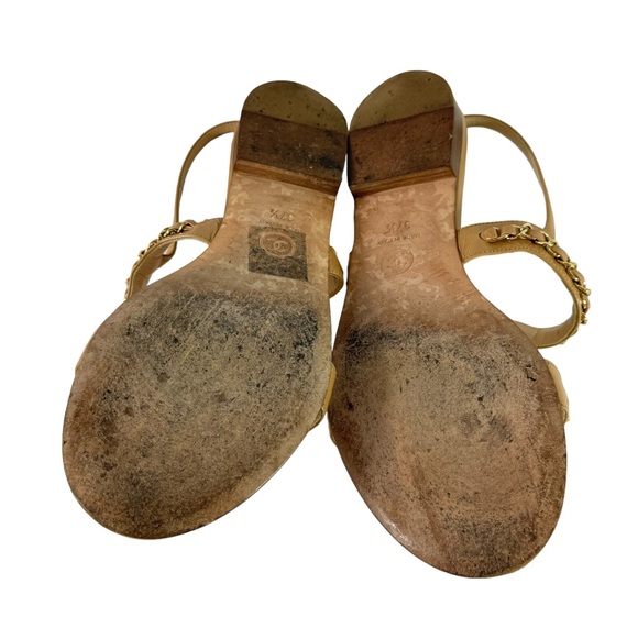 CHANEL Quilted Tan Leather & Gold Chain Strappy Sandals Marked as 37.5 - 7.5US - Picture 11 of 12